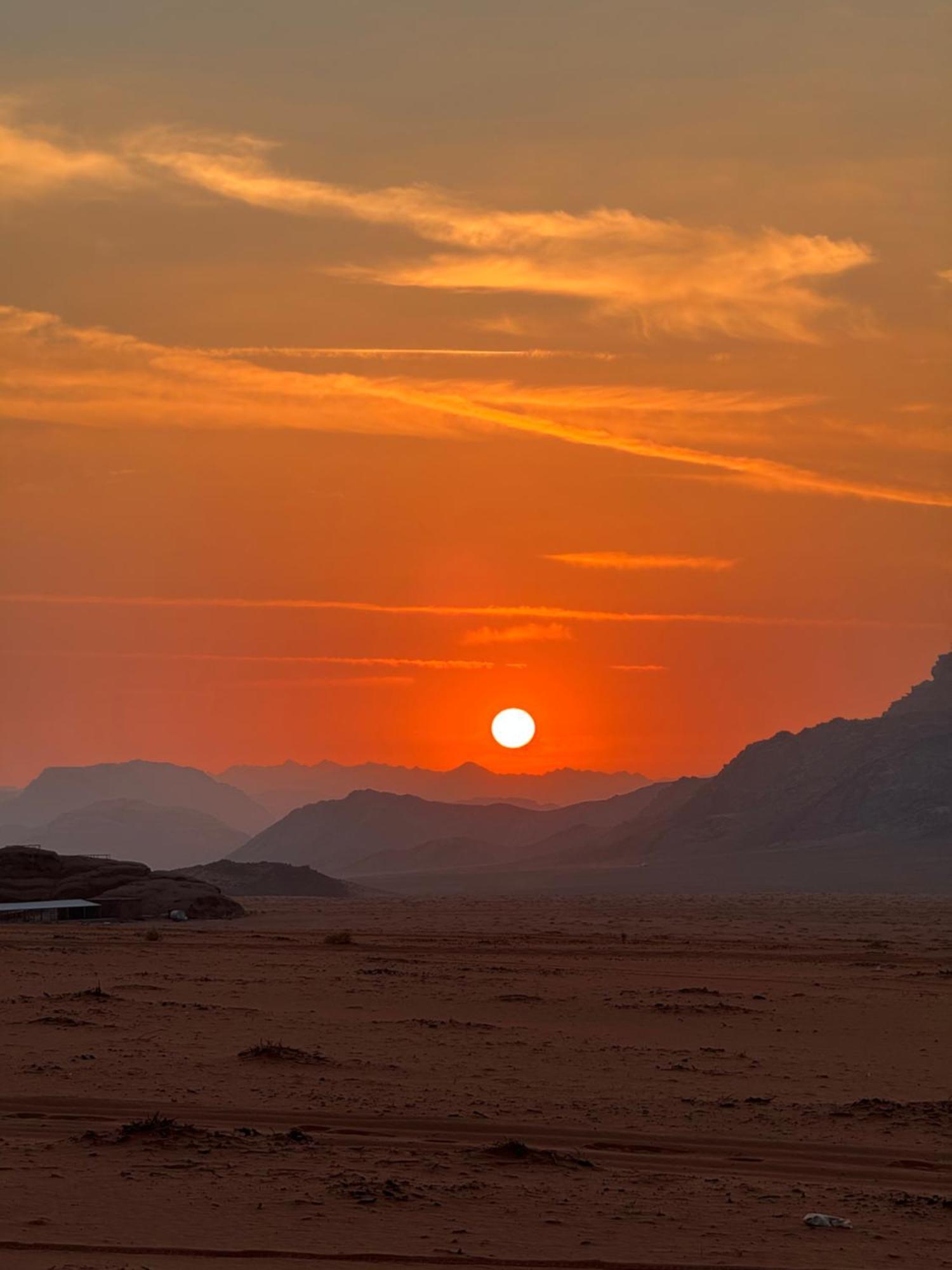 Wadi Rum Travel Camp Eksteriør bilde