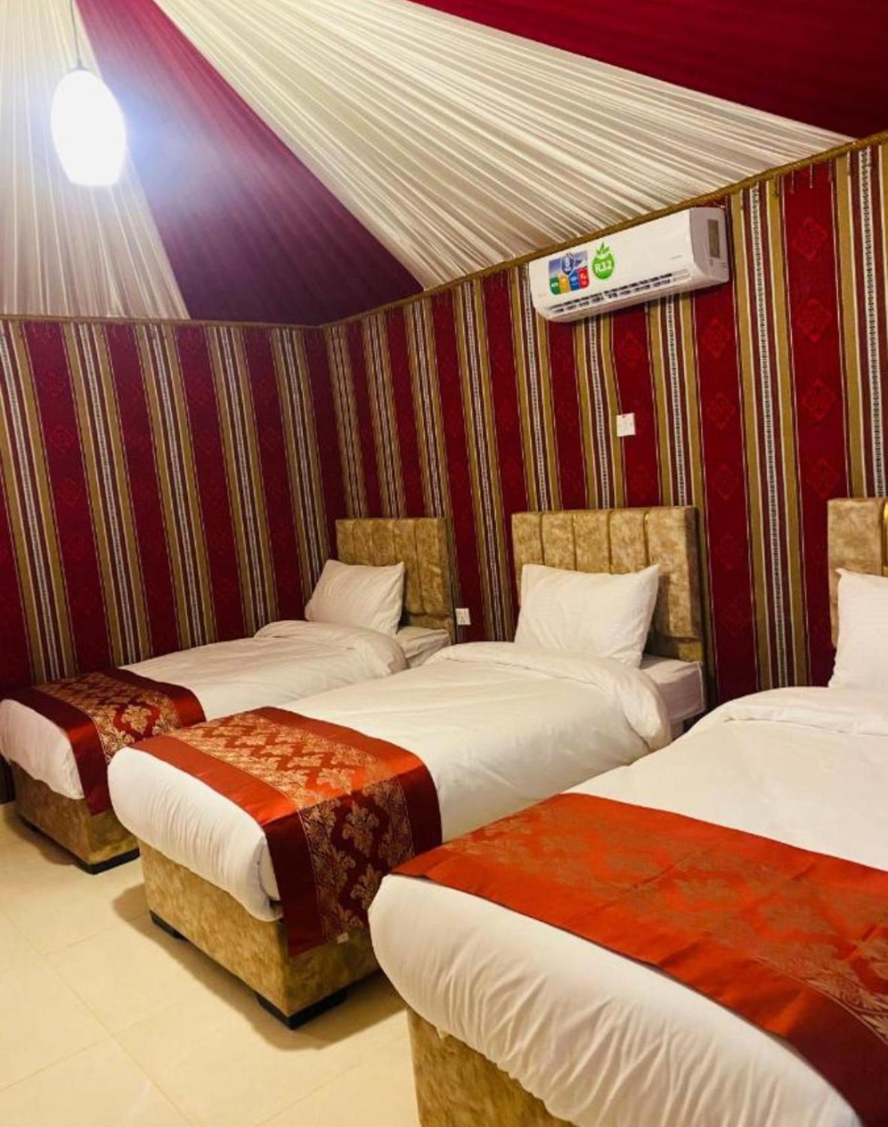 Wadi Rum Travel Camp Eksteriør bilde